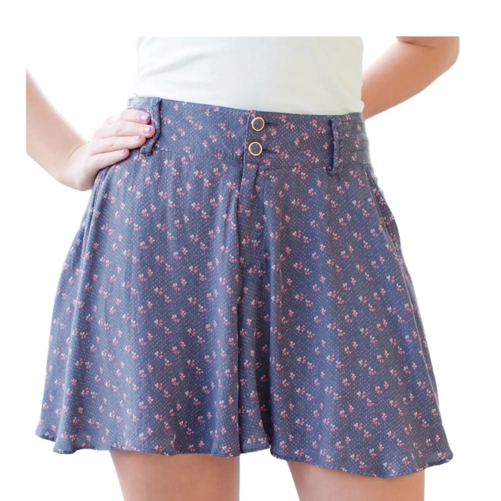 Free People: Marissa Shorts, Navy Floral size XS